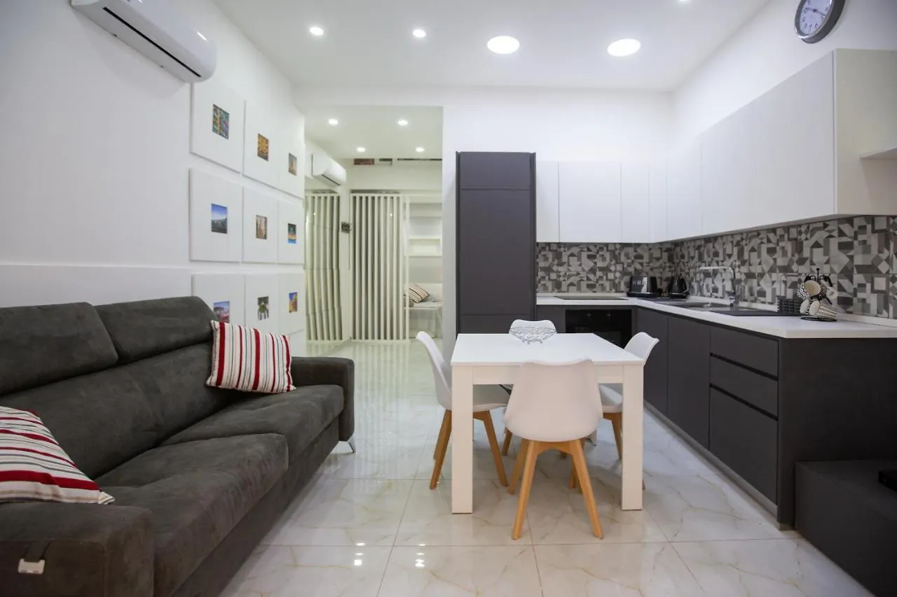 Valletta Collection - Gb Duplex 0*,  Μάλτα